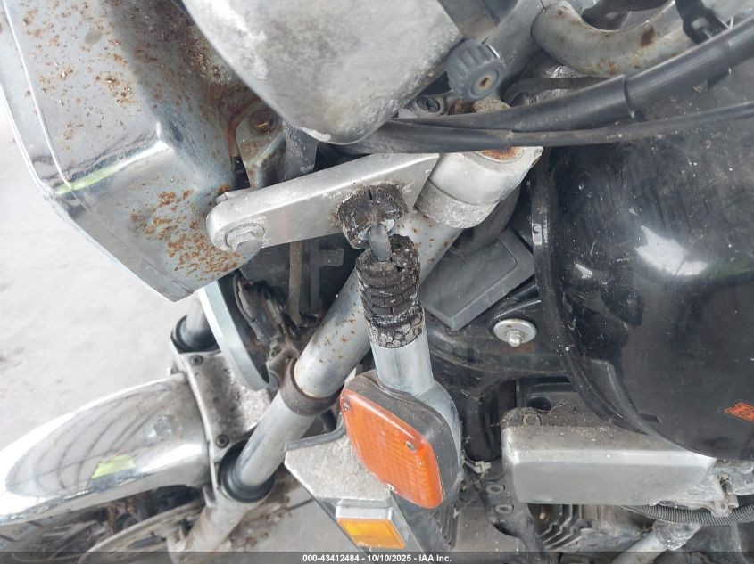 1985 Honda Vf1100 C VIN: 1HFSC1205FA204885 Lot: 43412484