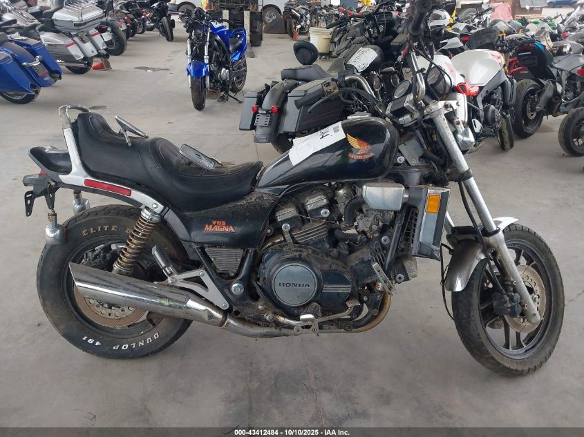 1985 Honda Vf1100 C VIN: 1HFSC1205FA204885 Lot: 43412484