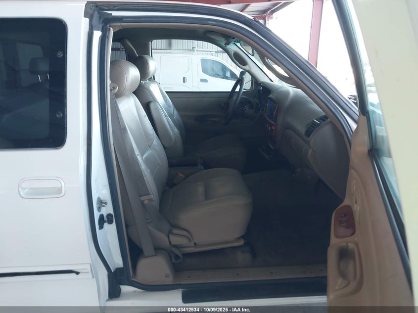 2002 Toyota Tundra Ltd V8