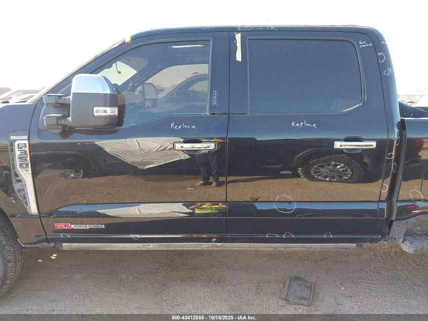 2023 Ford F-350 King Ranch VIN: 1FT8W3DM9PED99388 Lot: 43412555