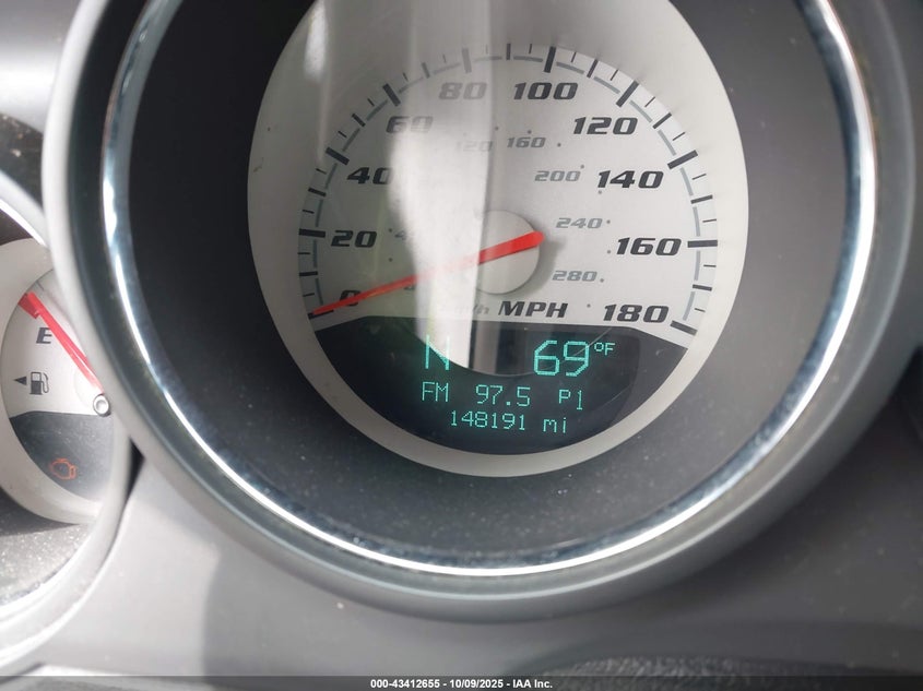 2008 Dodge Challenger Srt8 VIN: 2B3LJ74W88H300511 Lot: 43412655