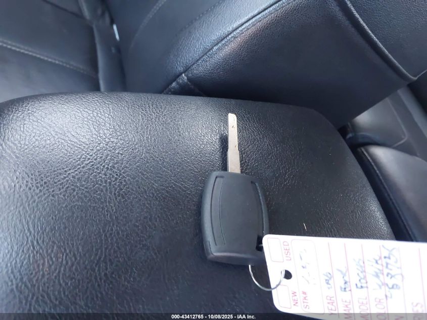 2016 Ford Focus Se VIN: 1FADP3K25GL258736 Lot: 43412765