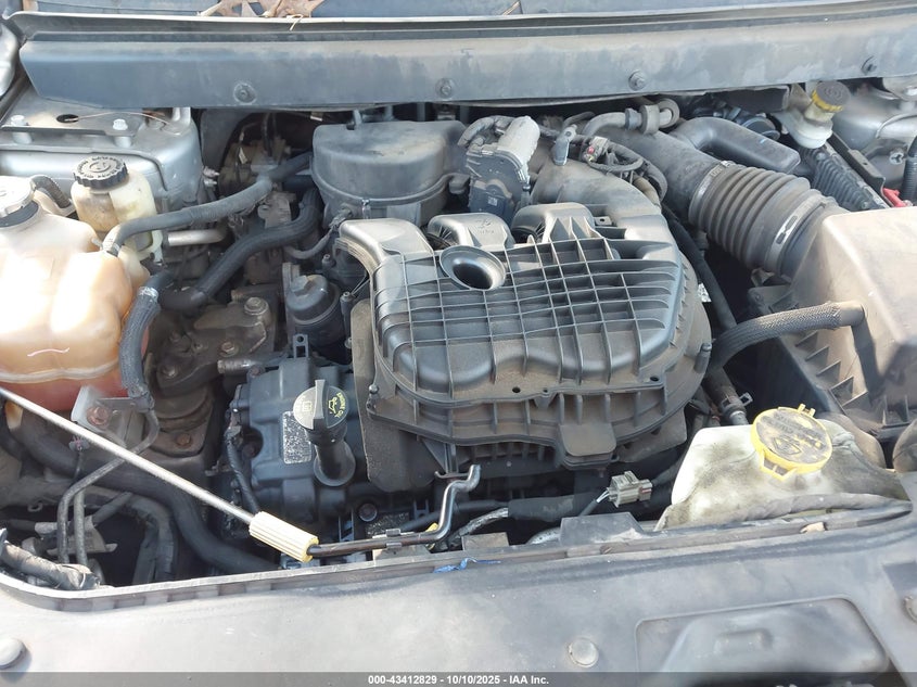 2013 DODGE JOURNEY SXT 3C4PDCBG6DT570690