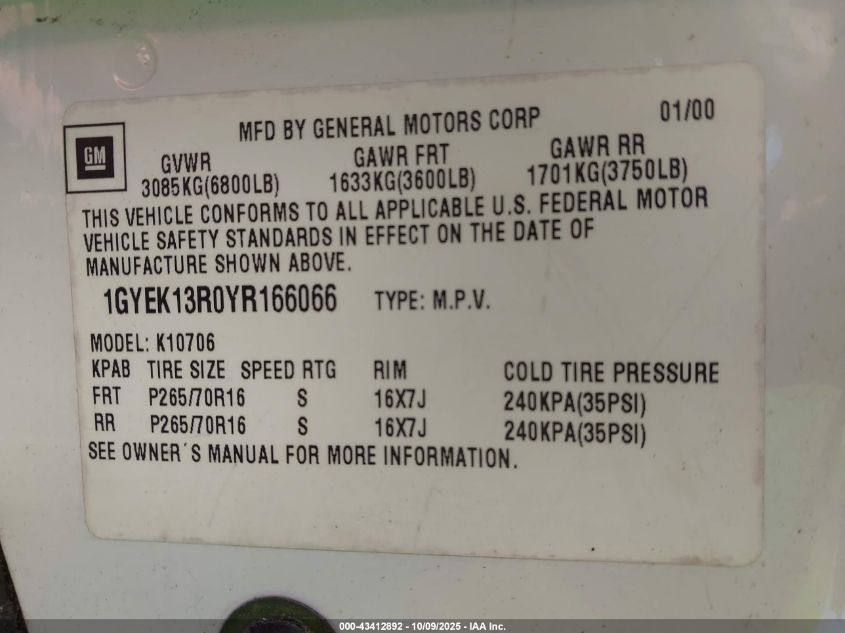 2000 Cadillac Escalade Standard VIN: 1GYEK13R0YR166066 Lot: 43412892