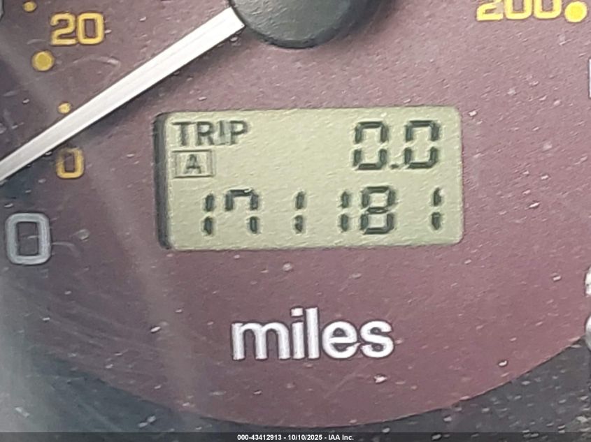 2002 Mitsubishi Montero Limited VIN: JA4MW51R22J057138 Lot: 43412913