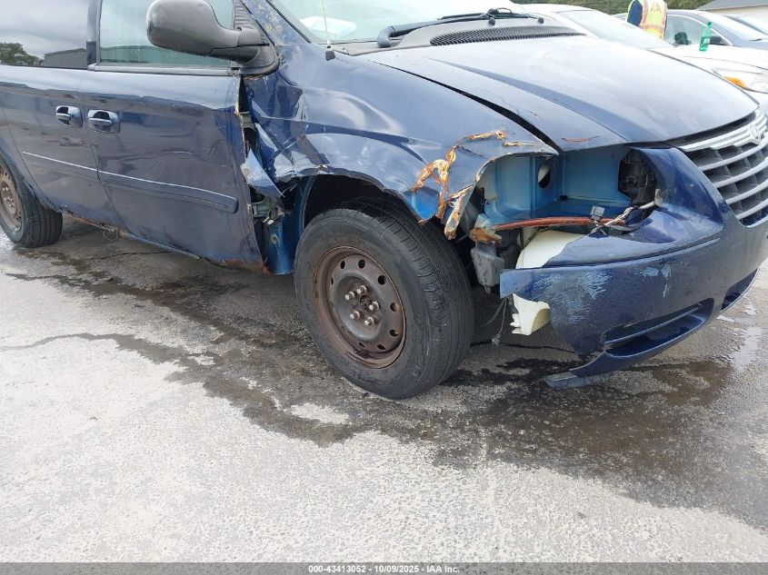 2005 Chrysler Town & Country Lx VIN: 2C4GP44R15R113477 Lot: 43413052