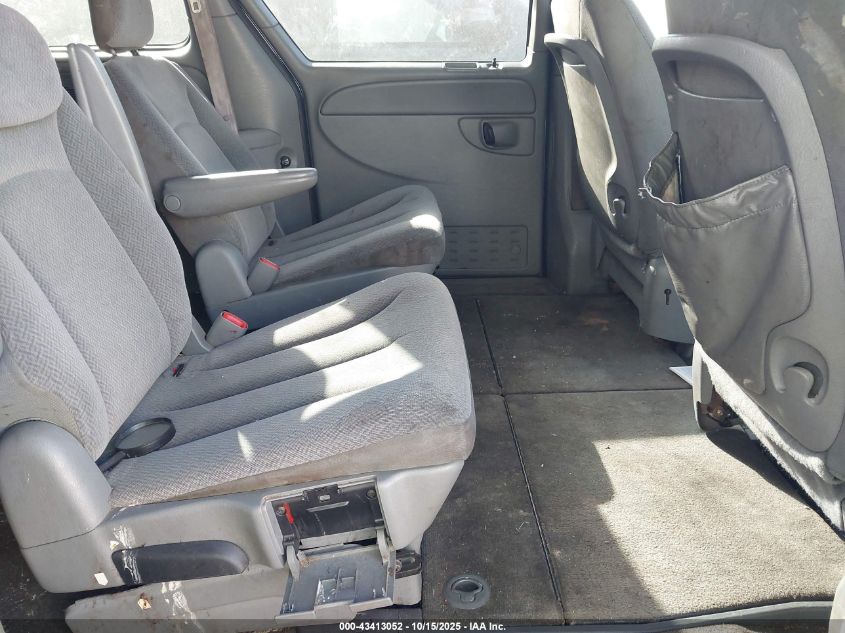 2005 Chrysler Town & Country Lx VIN: 2C4GP44R15R113477 Lot: 43413052