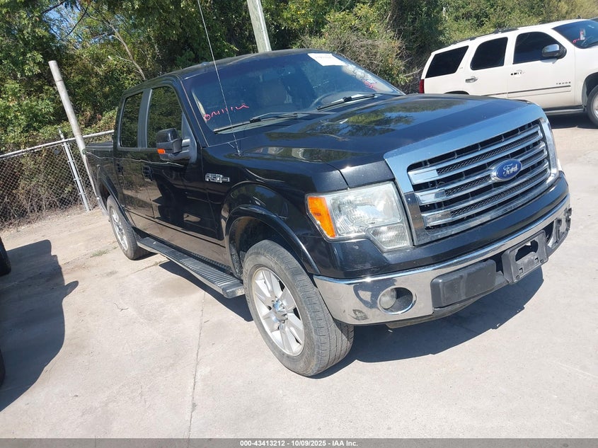 FORD F-150 LARIAT