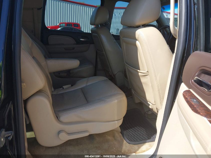 2011 GMC Yukon Xl 1500 Denali VIN: 1GKS2MEFXBR249187 Lot: 43413261