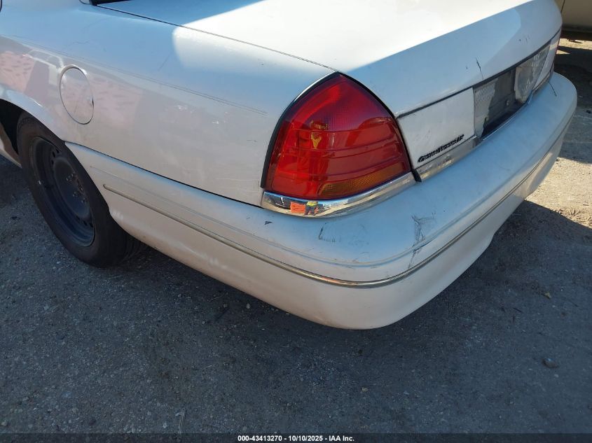 1998 Ford Crown Victoria Lx VIN: 2FAFP74W7WX117975 Lot: 43413270