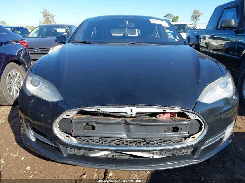 2013 Tesla Model S VIN: 5YJSA1CN0DFP07724 Lot: 43413285