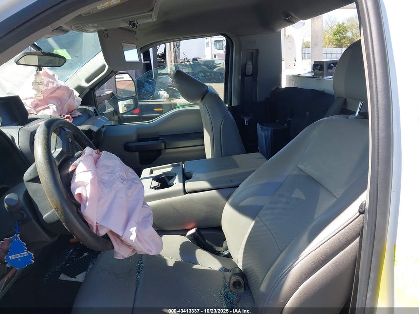 1FDRF3G61LEE22038 2020 FORD F350 photo no. 2