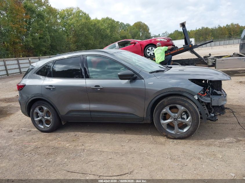 2025 Ford Escape St-Line VIN: 1FMCU0MZ7SUA71875 Lot: 43413338