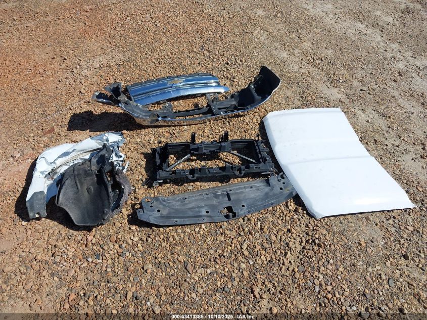 2015 Chevrolet Silverado 3500Hd Chassis Wt VIN: 1GB3KYCG0FF124889 Lot: 43413385