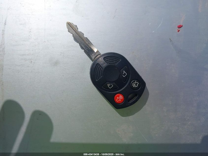 2010 Ford Escape Limited VIN: 1FMCU9EG0AKA73009 Lot: 43413438