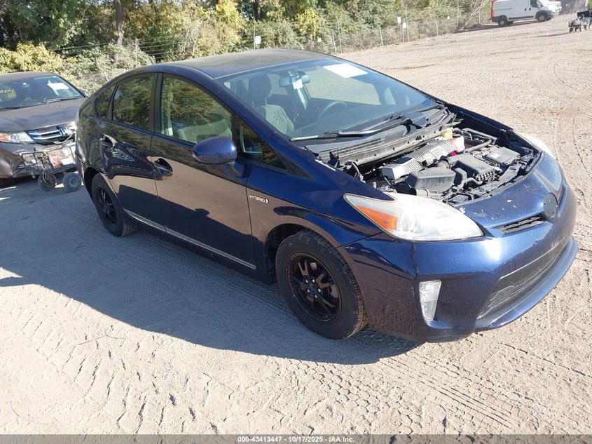 TOYOTA PRIUS THREE