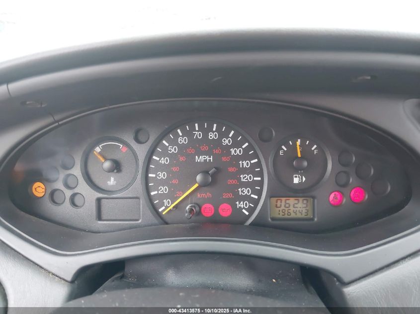 2000 Ford Focus Se VIN: 1FAFP34P2YW240048 Lot: 43413575