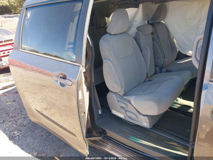 2015 Toyota Sienna Le 8 Passenger VIN: 5TDKK3DC6FS584869 Lot: 43413593