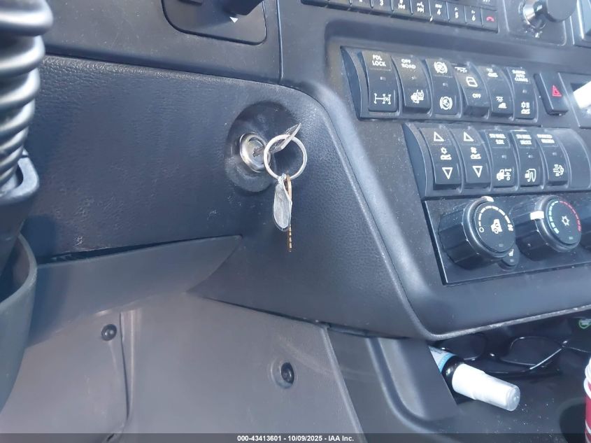 2021 International Lt VIN: 3HSDZAPR6MN235881 Lot: 43413601