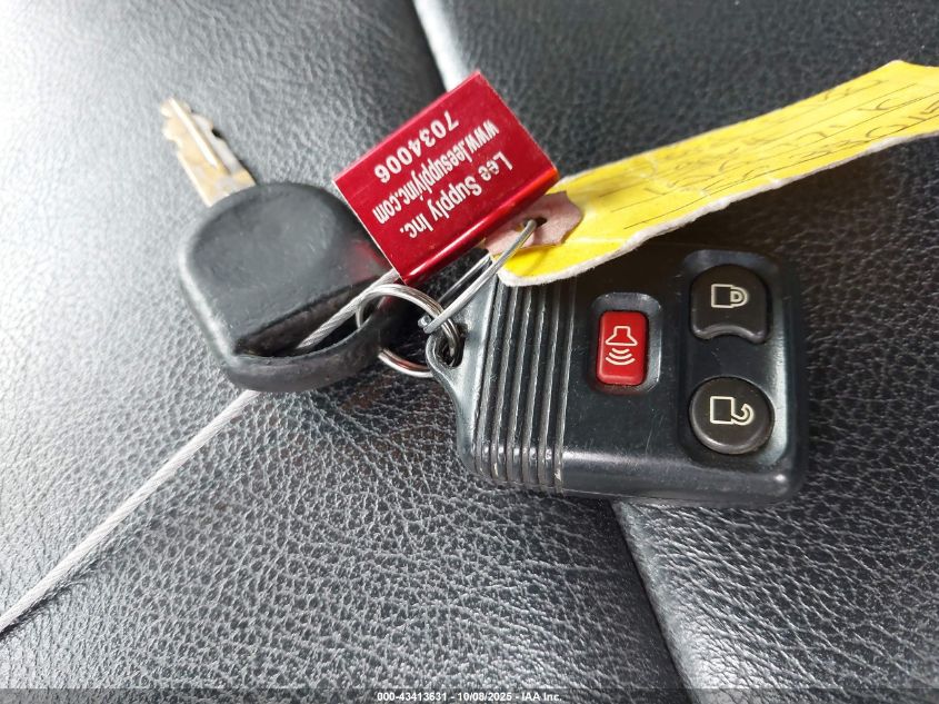 2004 Ford F-150 Fx4/Lariat/Xlt VIN: 1FTPW145X4KC33015 Lot: 43413631