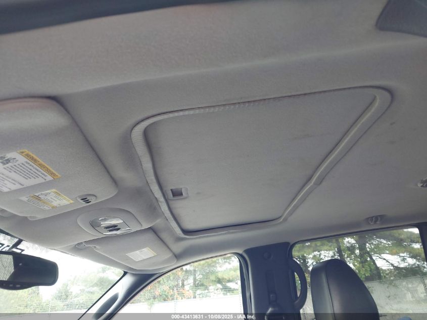 2004 Ford F-150 Fx4/Lariat/Xlt VIN: 1FTPW145X4KC33015 Lot: 43413631