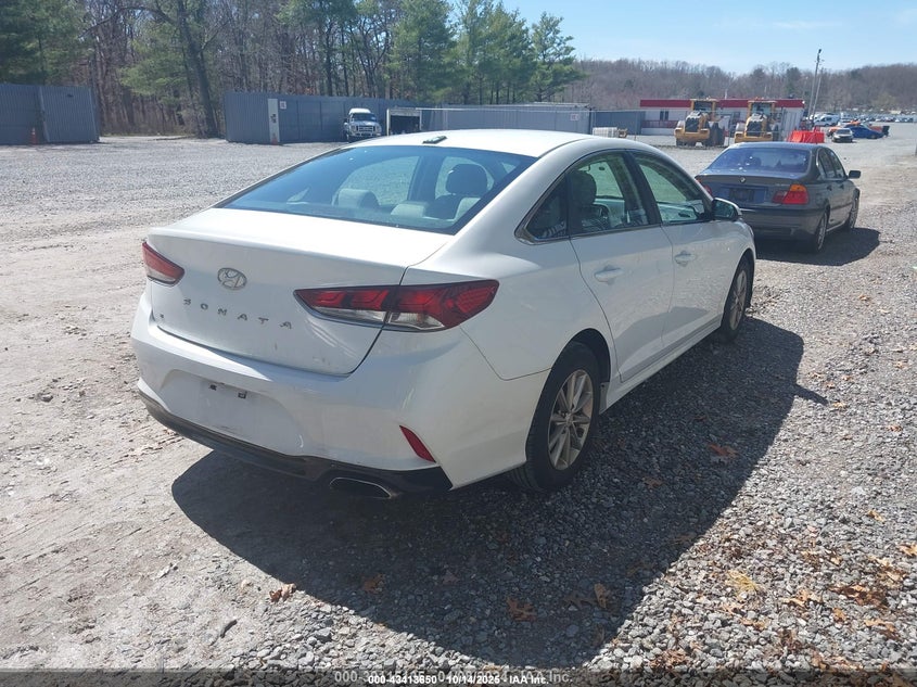 5NPE24AF6JH641376 2018 HYUNDAI SONATA photo no. 4