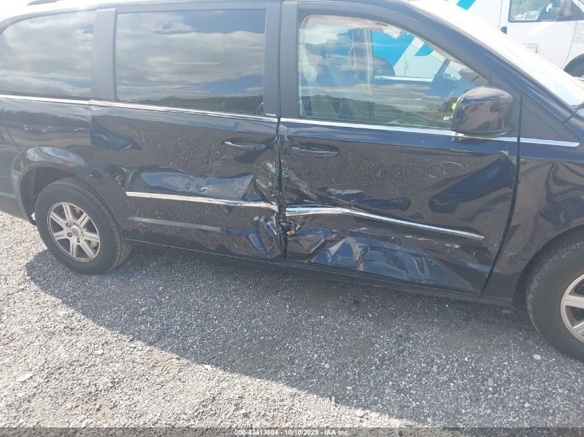 2010 Chrysler Town & Country Touring VIN: 2A4RR5D19AR351858 Lot: 43413684