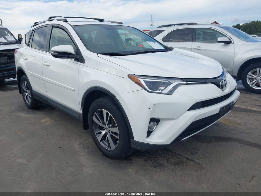 TOYOTA RAV4 XLE