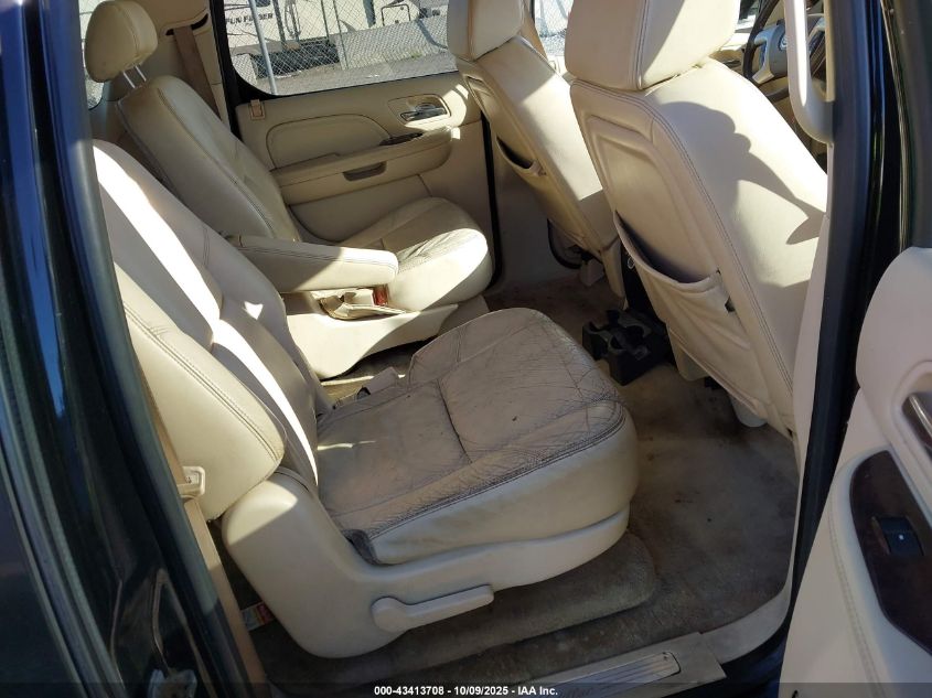 2008 Cadillac Escalade Esv Standard VIN: 1GYFK66888R245800 Lot: 43413708