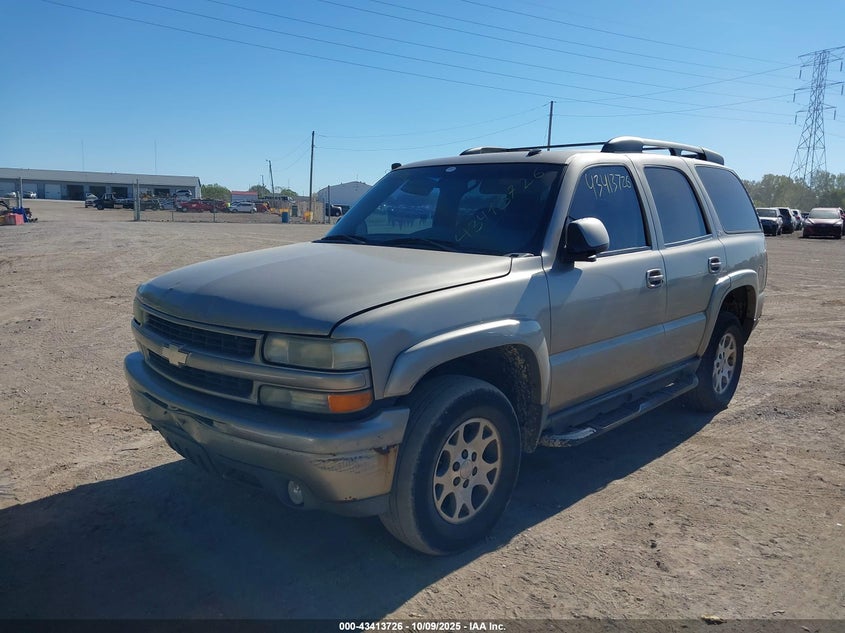 1GNEK13Z82R275069 2002 CHEVROLET TAHOE photo no. 2