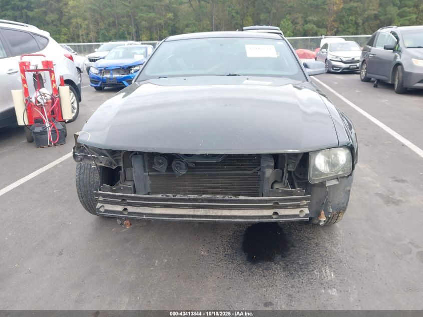 2005 Ford Mustang V6 Deluxe/V6 Premium VIN: 1ZVFT80N455187729 Lot: 43413844