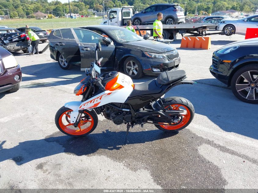 2024 Ktm Duke VIN: MD2JPE408RN066281 Lot: 43413928