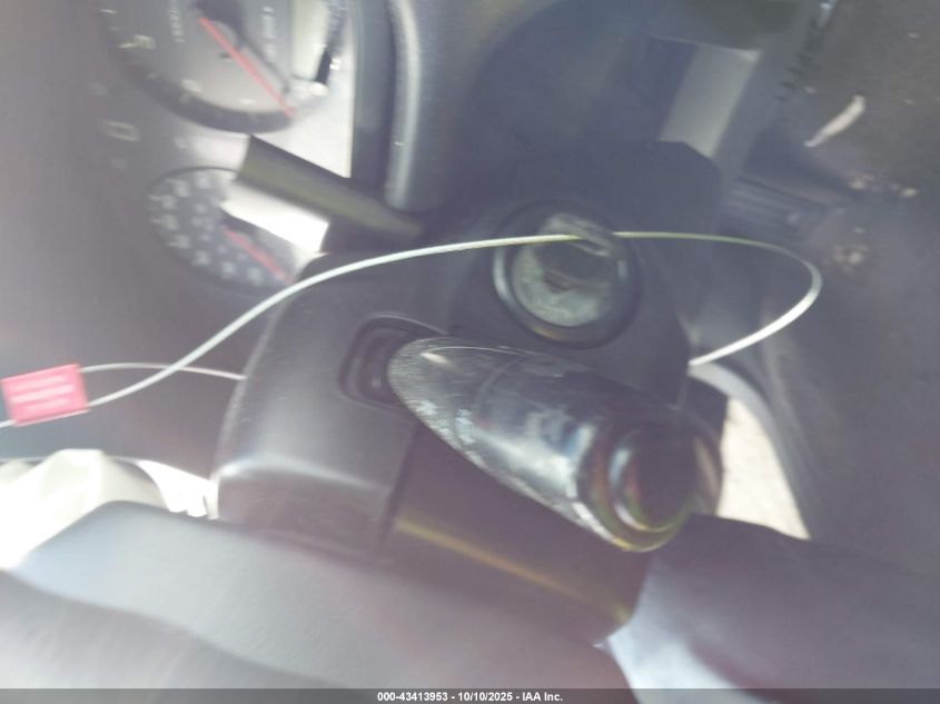 2001 Subaru Legacy L VIN: 4S3BH635017307401 Lot: 43413953