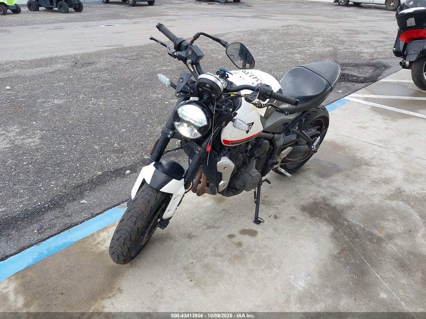 2022 TRIUMPH MOTORCYCLE TRIDENT 660 - SMTL10ULXNTAF5379