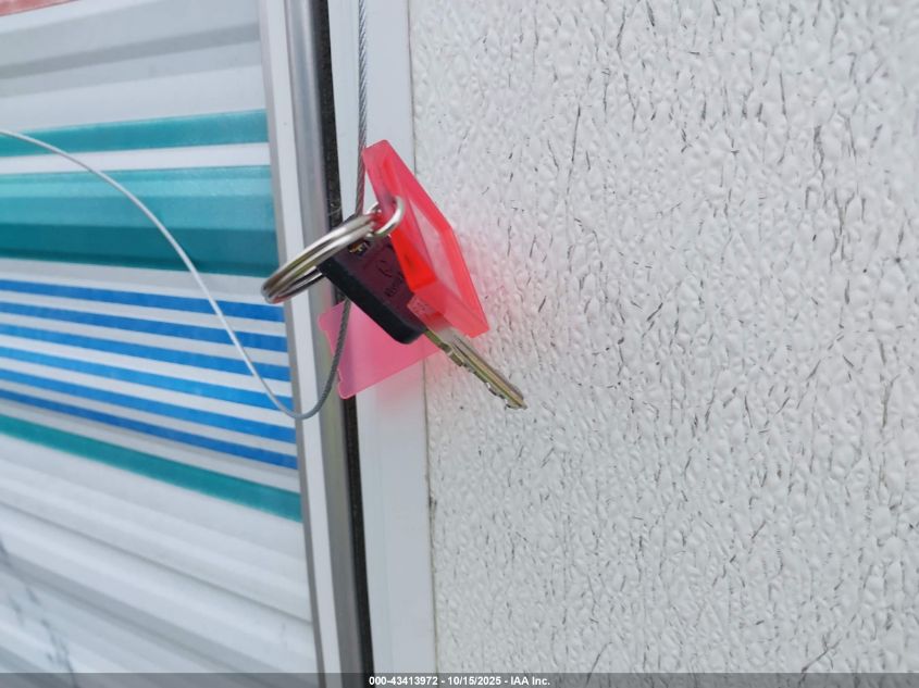 2001 Fleetwood Other VIN: 1EF1X272412473387 Lot: 43413972