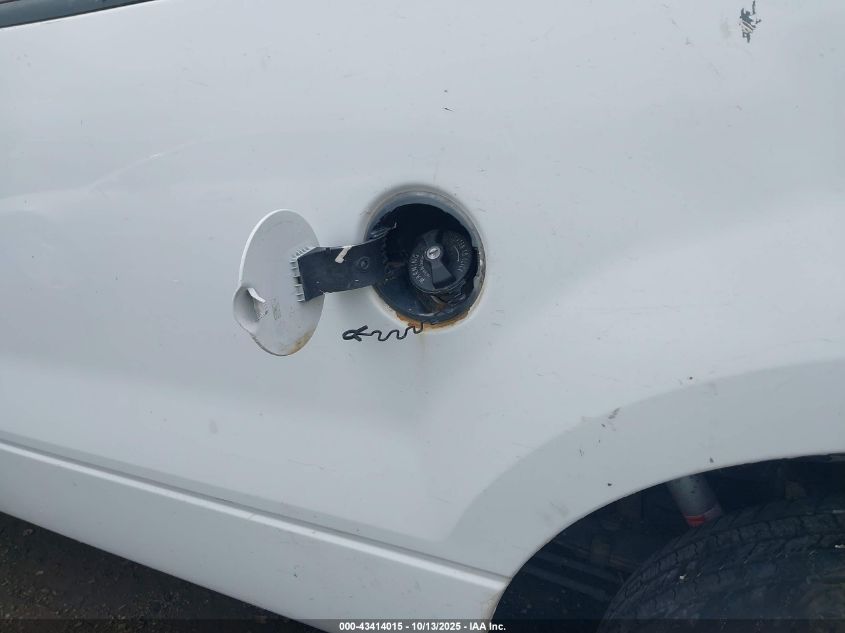 2005 Ford F-150 Stx/Xl/Xlt VIN: 1FTRF12W55NA39996 Lot: 43414015