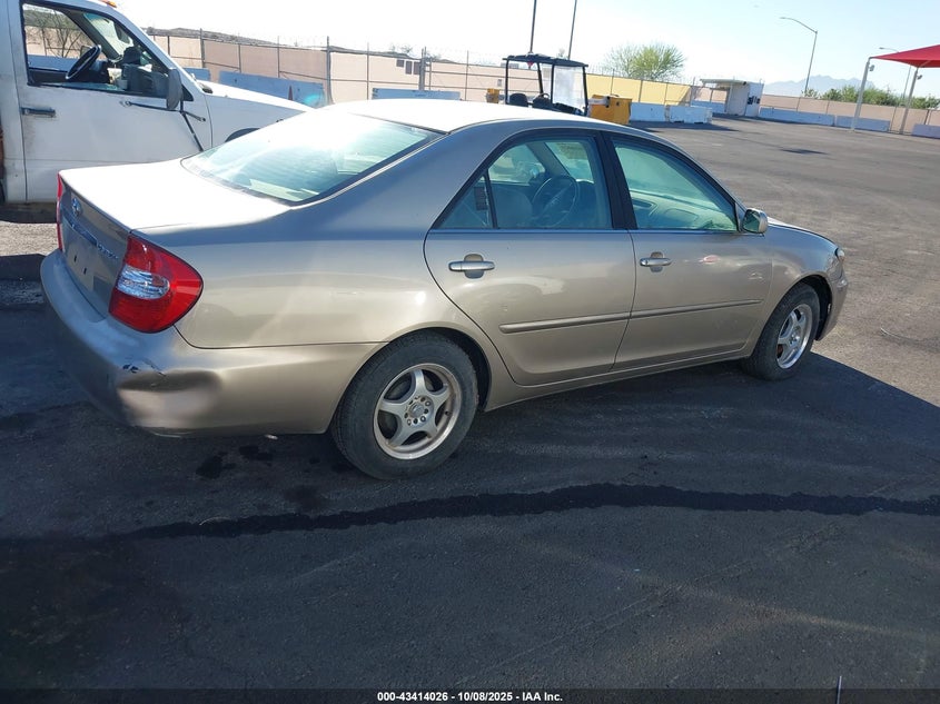2002 Toyota Camry Le VIN: JTDBE32K120127837 Lot: 43414026