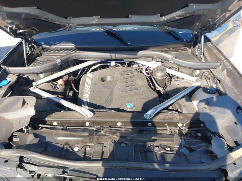 2025 BMW X7 xDrive40I VIN: 5UX23EM02S9X96044 Lot: 43414087