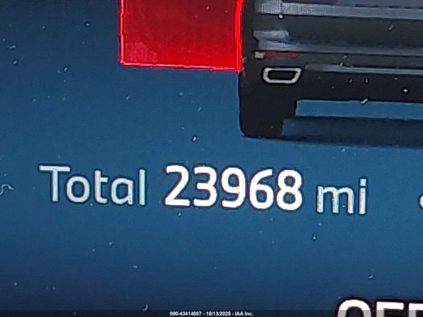 2025 BMW X7 xDrive40I VIN: 5UX23EM02S9X96044 Lot: 43414087