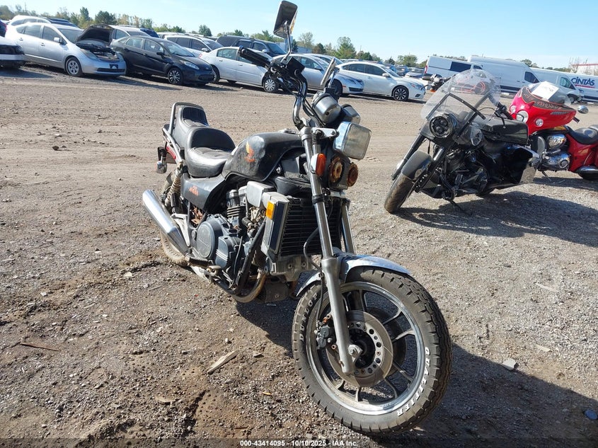 1HFSC1211FA206836 1985 Honda Vf1100 C auction photo 1