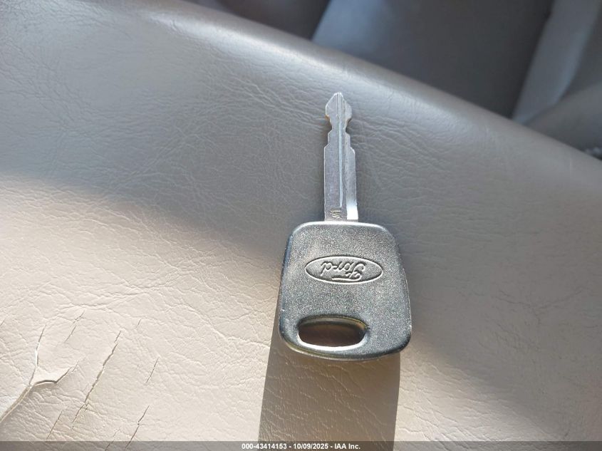 2002 Ford Escape Xlt VIN: 1FMYU04182KB65890 Lot: 43414153