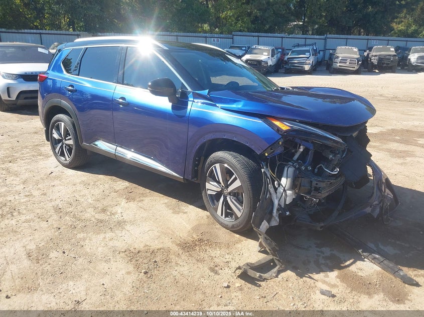 NISSAN ROGUE PLATINUM FWD