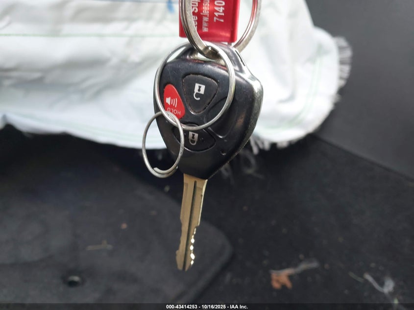 2008 Scion Tc VIN: JTKDE167380240869 Lot: 43414253