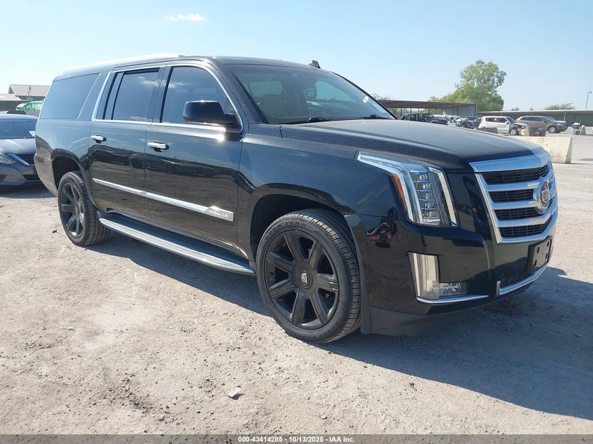 CADILLAC ESCALADE LUXURY