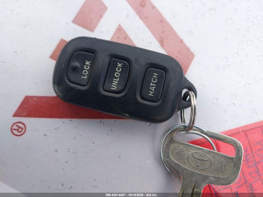 2004 Toyota Matrix Xr VIN: 2T1KR32E84C185516 Lot: 43414407