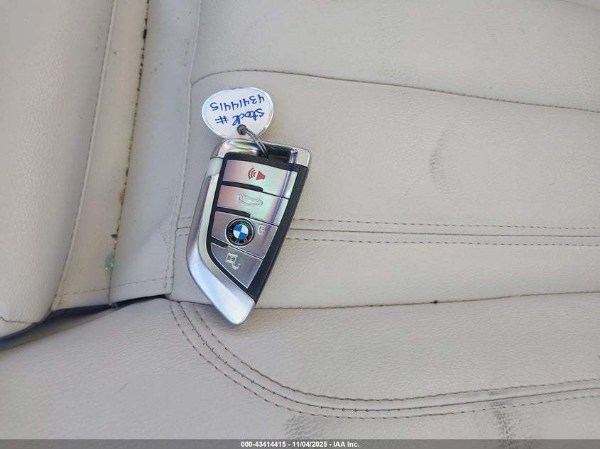 5UXKR0C57F0P16424 2015 BMW X5 photo no. 11