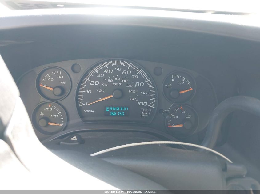 2003 Chevrolet Express VIN: 1GAHG39U931148404 Lot: 43414441