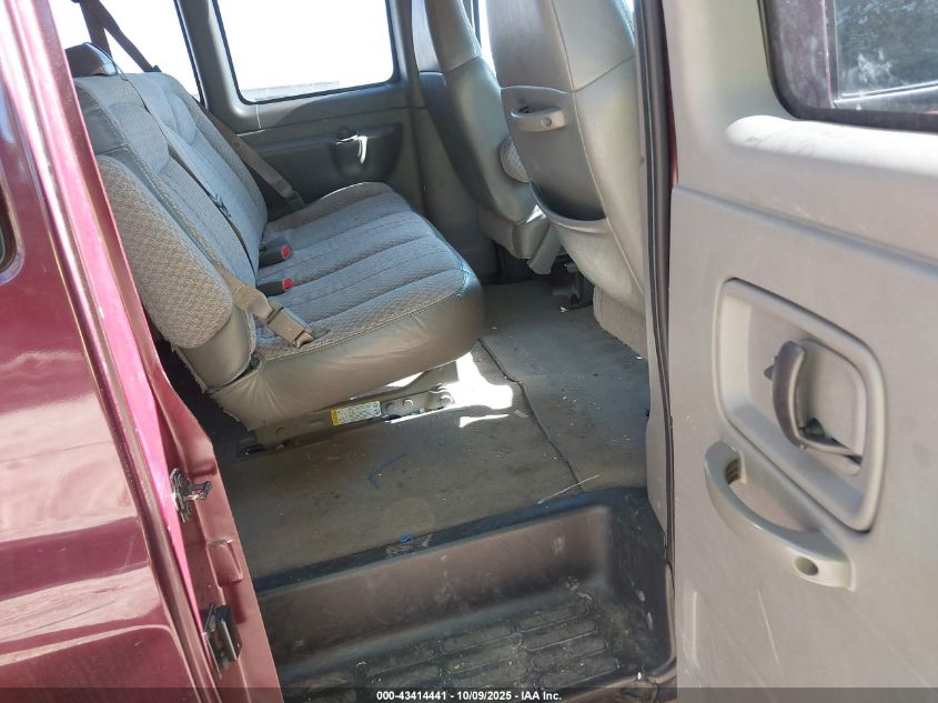 2003 Chevrolet Express VIN: 1GAHG39U931148404 Lot: 43414441