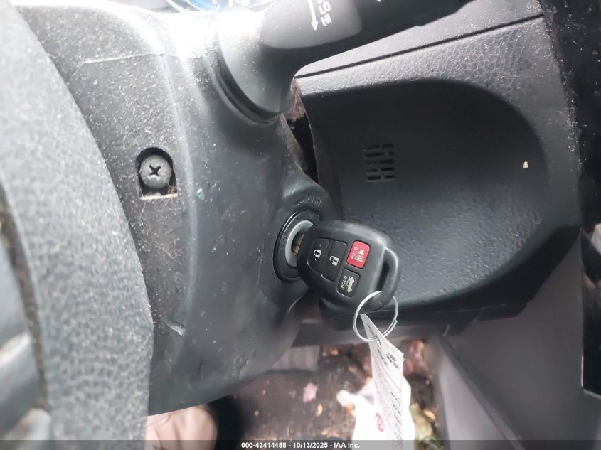 2017 Toyota Corolla Le VIN: 2T1BURHE2HC908694 Lot: 43414458