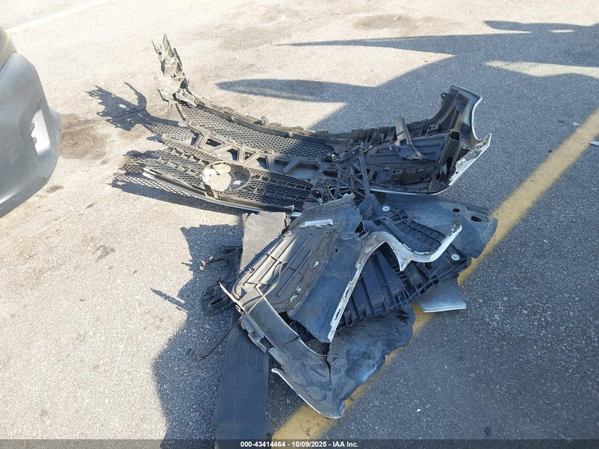 2014 MERCEDES-BENZ E 350 WDDHF5KB5EA861727